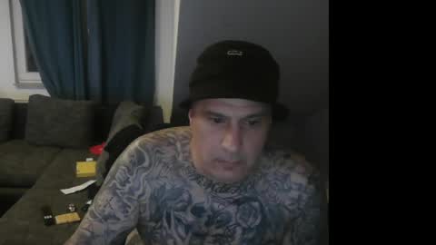 Snapshot of sinalco1975 chatting on 05/28/26, 02:31 sinalco1975 online show from 05/28/26, 02:31