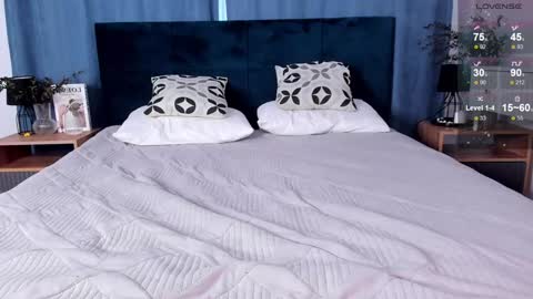 Naomi online show from 12/30/24, 12:31