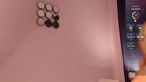 Naomi online show from 02/05/25, 06:26