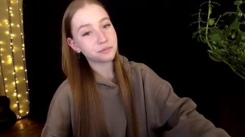 Sindi online show from 10/20/25, 01:55