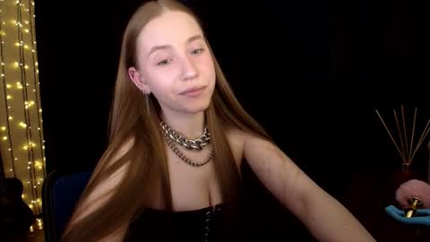 Sindi online show from 03/31/26, 12:27