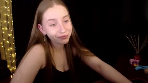 Snapshot of sindiwatsoon chatting on 06/13/26, 04:49 Sindi online show from 06/13/26, 04:49