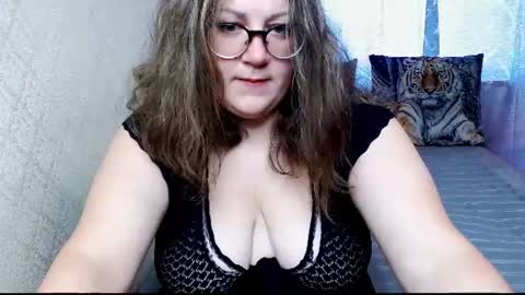 Angela online show from 07/09/26, 07:23