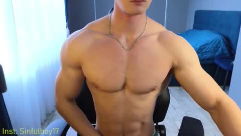 Snapshot of sinffuly chatting on 10/13/25, 10:26 Richard online show from 10/13/25, 10:26