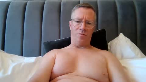 Snapshot of sinfulpulse69 chatting on 06/15/26, 05:31 sinfulpulse69 online show from 06/15/26, 05:31