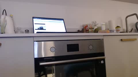 Lina online show from 01/01/25, 03:46