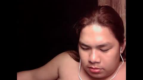 Snapshot of singleheart05 chatting on 05/14/26, 02:24 singleheart05 online show from 05/14/26, 02:24