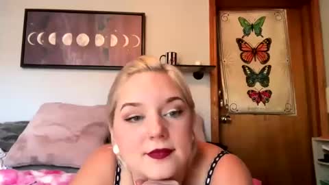 singlesexymom online show from 12/05/24, 09:50