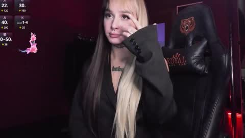 Snapshot of sinmistress chatting on 12/24/24, 10:44 Your Queen of Sins online show from 12/24/24, 10:44