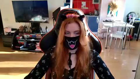Snapshot of sinnerscorner chatting on 06/25/26, 02:22 Alya and Mr. Sinner online show from 06/25/26, 02:22