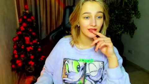 Snapshot of sinty_noria chatting on 12/26/24, 07:35 Sinty Noria online show from 12/26/24, 07:35
