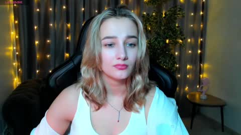 Snapshot of sinty_noria chatting on 01/16/25, 11:37 Sinty Noria online show from 01/16/25, 11:37