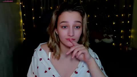 Snapshot of sinty_noria chatting on 02/11/25, 04:33 Sinty Noria online show from 02/11/25, 04:33