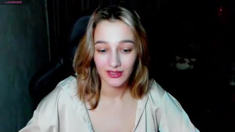 Snapshot of sinty_noria chatting on 02/17/25, 04:09 Sinty Noria online show from 02/17/25, 04:09