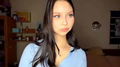 Emma online show from 11/25/25, 11:54