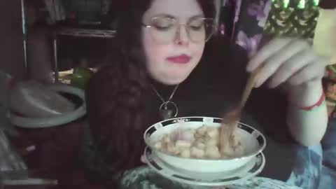 Siofra online show from 03/10/25, 10:45