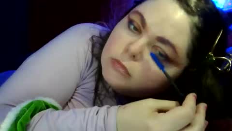 Siofra online show from 11/10/25, 05:28