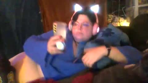 Siofra online show from 11/26/25, 12:11