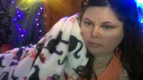 Siofra online show from 12/16/25, 08:14