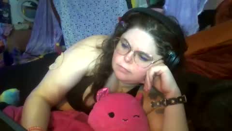 Siofra online show from 04/11/26, 01:21