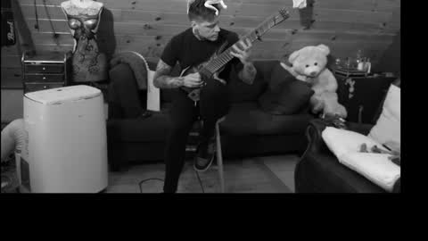 Snapshot of siphonophorstrings chatting on 09/20/25, 10:38 Dustbunnyfoofoo online show from 09/20/25, 10:38