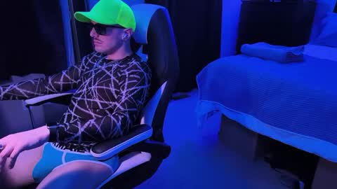 Snapshot of sirdaddymcqween chatting on 02/09/26, 08:29 Sir Daddy McQween online show from 02/09/26, 08:29