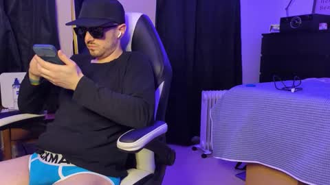 Snapshot of sirdaddymcqween chatting on 02/23/26, 09:06 Sir Daddy McQween online show from 02/23/26, 09:06