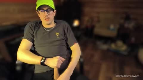 Snapshot of sirdaddymcqween chatting on 03/02/26, 05:08 Sir Daddy McQween online show from 03/02/26, 05:08