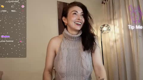 Snapshot of siren_indira_ chatting on 05/15/26, 07:10 siren indira online show from 05/15/26, 07:10