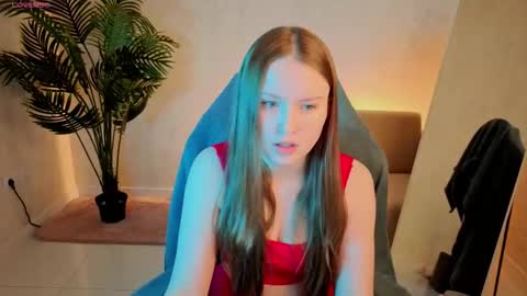 Snapshot of sirenablessing chatting on 11/30/25, 05:06 sirenablessing online show from 11/30/25, 05:06