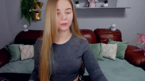 SirenaBloom online show from 03/04/26, 04:40