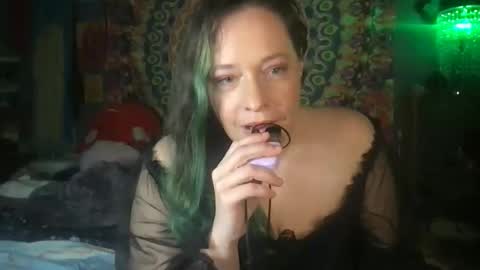 RavenFalls Aphrodite Priestess online show from 10/29/25, 06:37