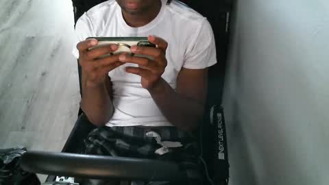 Snapshot of sirthedom chatting on 10/11/25, 06:17 sirthedom online show from 10/11/25, 06:17