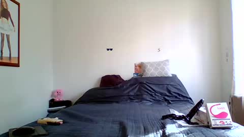 Snapshot of sisi727 chatting on 12/08/24, 04:18 Mermaid of NYC online show from 12/08/24, 04:18