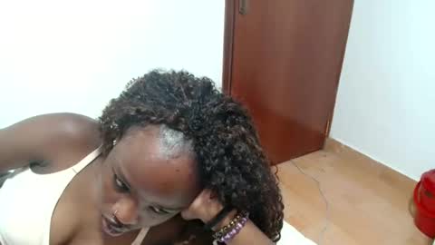 shannie online show from 04/10/26, 02:00