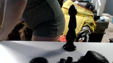 sissifrick online show from 06/12/26, 08:02
