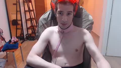 sissy slave online show from 01/09/25, 08:24