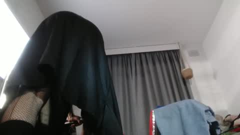 RESPONDS WELL TO ... online show from 02/18/25, 08:03