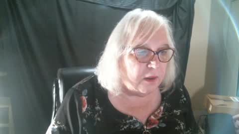 Sissy Diane online show from 02/01/25, 12:40