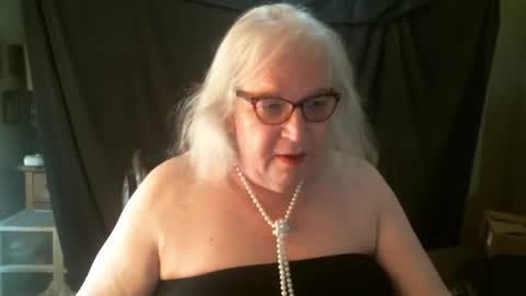 Sissy Diane online show from 03/02/25, 02:00