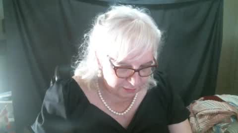 Sissy Diane online show from 09/11/25, 11:38