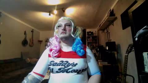 Tiffany Candy online show from 12/25/24, 08:39