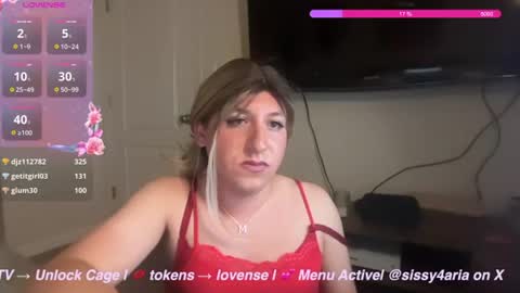 Snapshot of sissymaddieee chatting on 07/11/26, 03:42 sissymaddieee online show from 07/11/26, 03:42