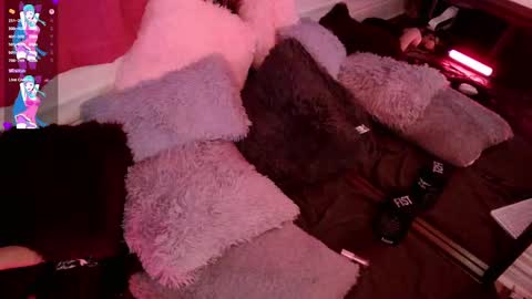 gapingsissyslut online show from 10/18/25, 04:41