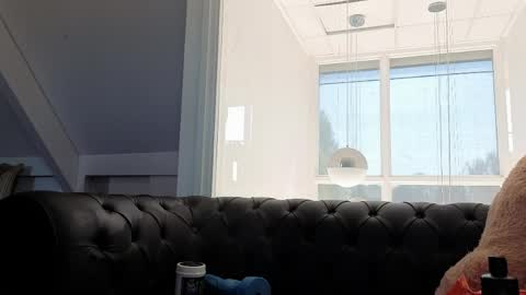 Elise online show from 04/25/26, 11:35