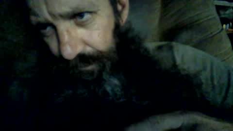 Snapshot of sitonmybeardxxx chatting on 05/19/26, 01:56 sitonmybeardxxx online show from 05/19/26, 01:56