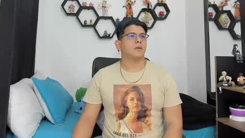 Siul Thompson online show from 02/15/25, 01:21