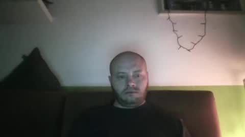 sixten19795 online show from 11/17/25, 09:15