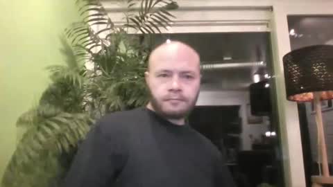 sixten19795 online show from 12/15/25, 06:28