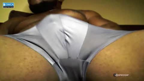 Snapshot of sizedpiper chatting on 03/01/26, 09:00 Pvt is open. Drop thumbs up in satisfaction online show from 03/01/26, 09:00